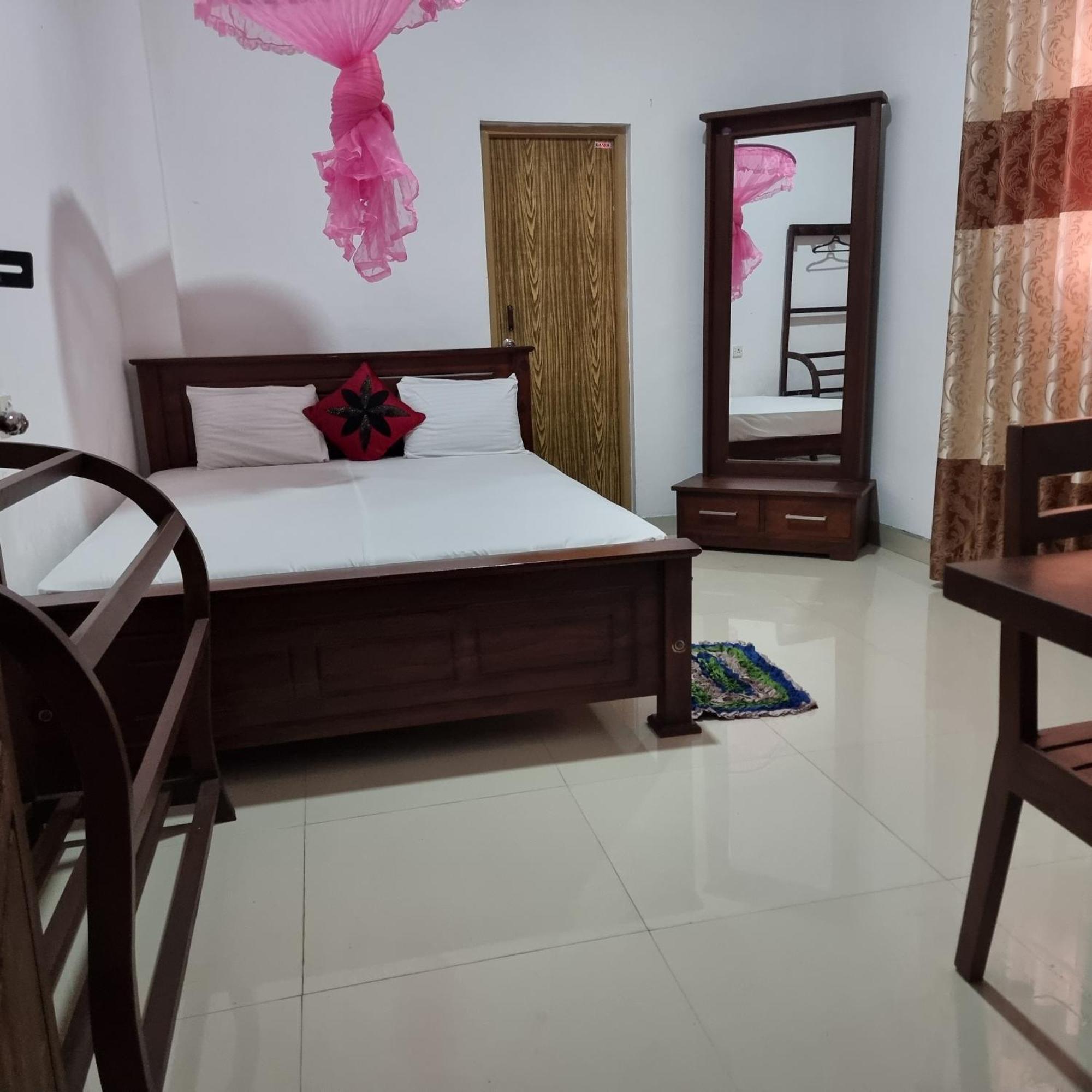 White Win Villa Elewela Quarto foto